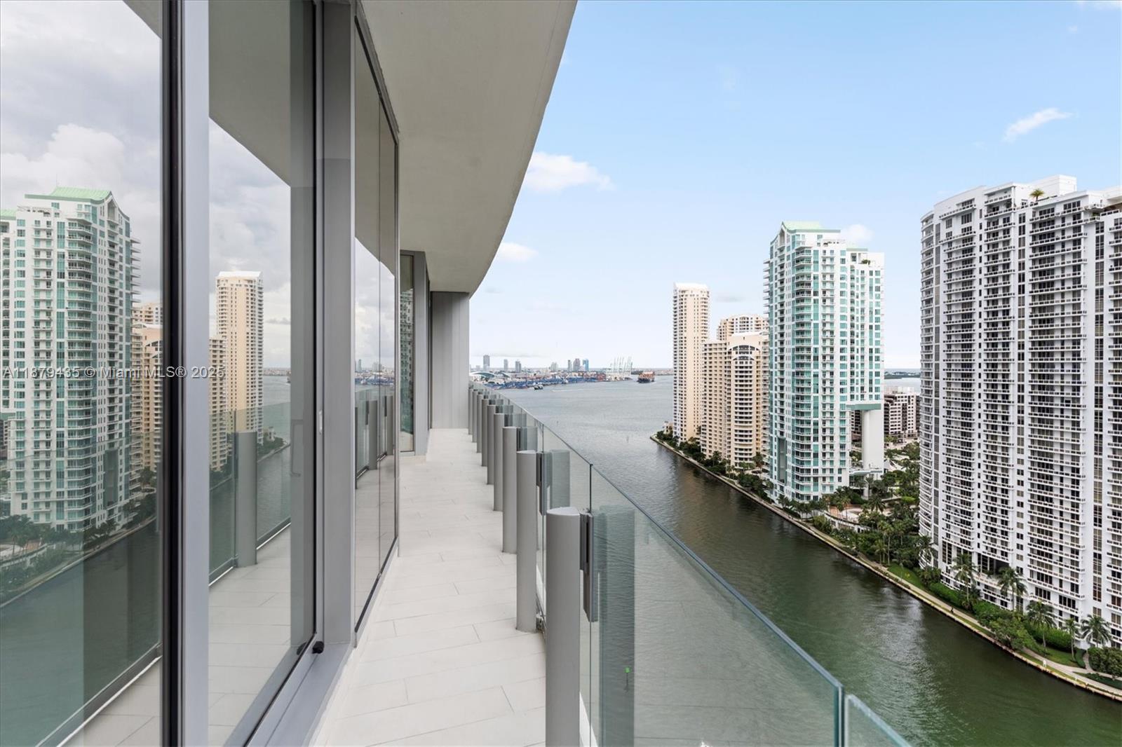 300 Biscayne Blvd Way # 2205