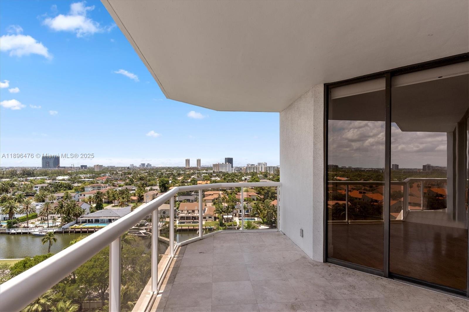 3610 Yacht Club Dr # 1116