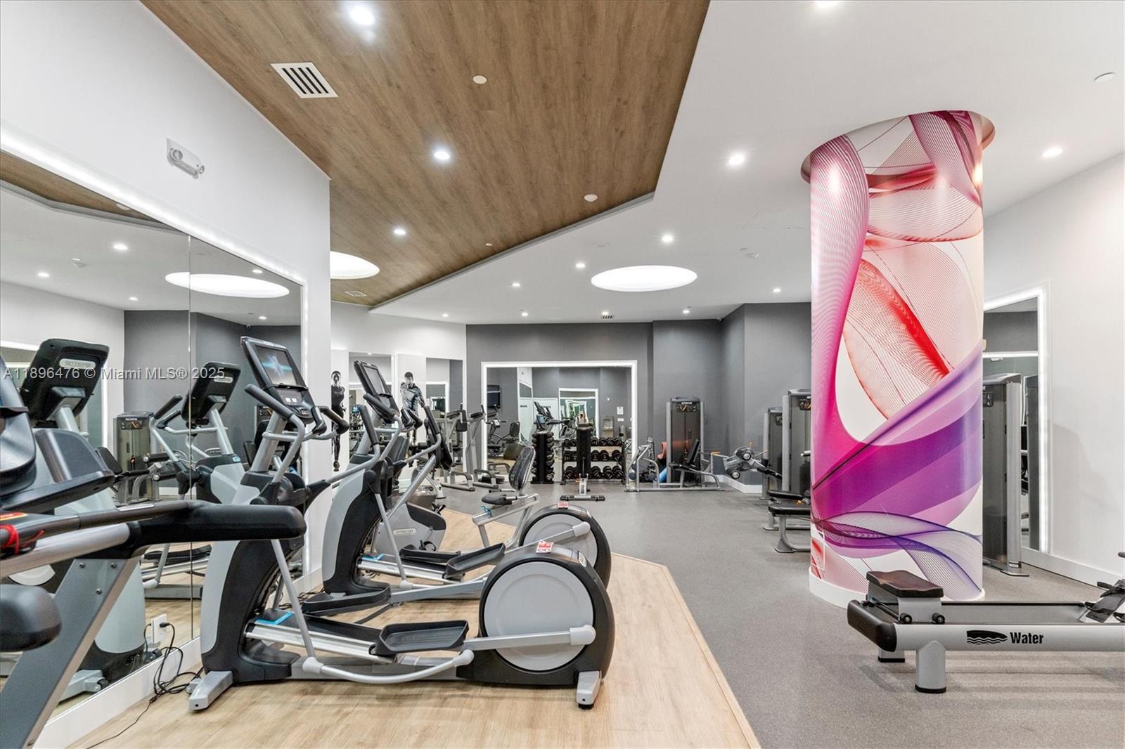 3610 Yacht Club Dr # 1116