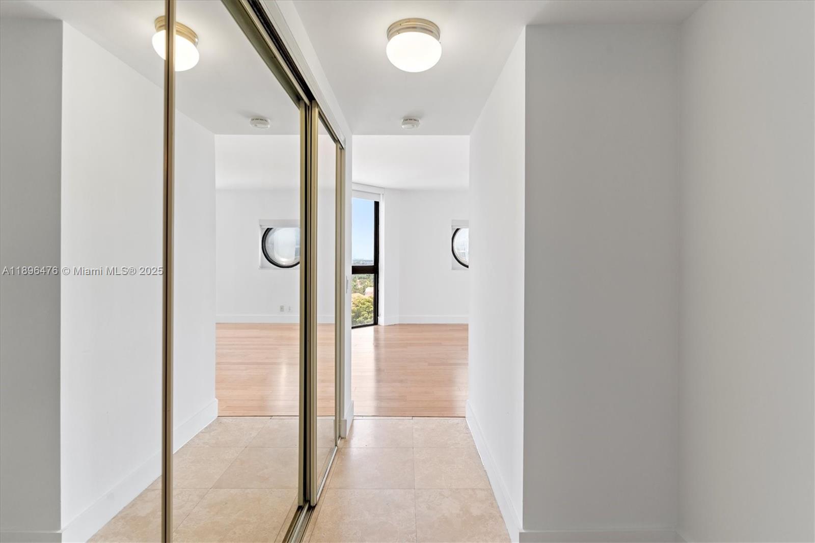 3610 Yacht Club Dr # 1116