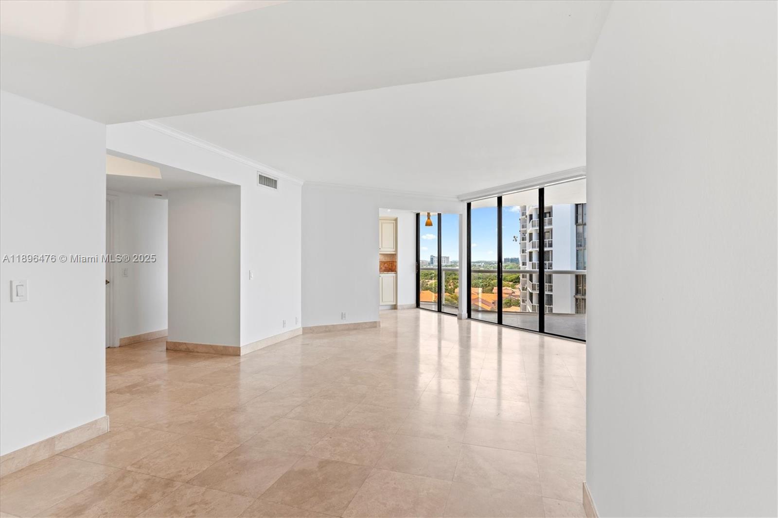 3610 Yacht Club Dr # 1116