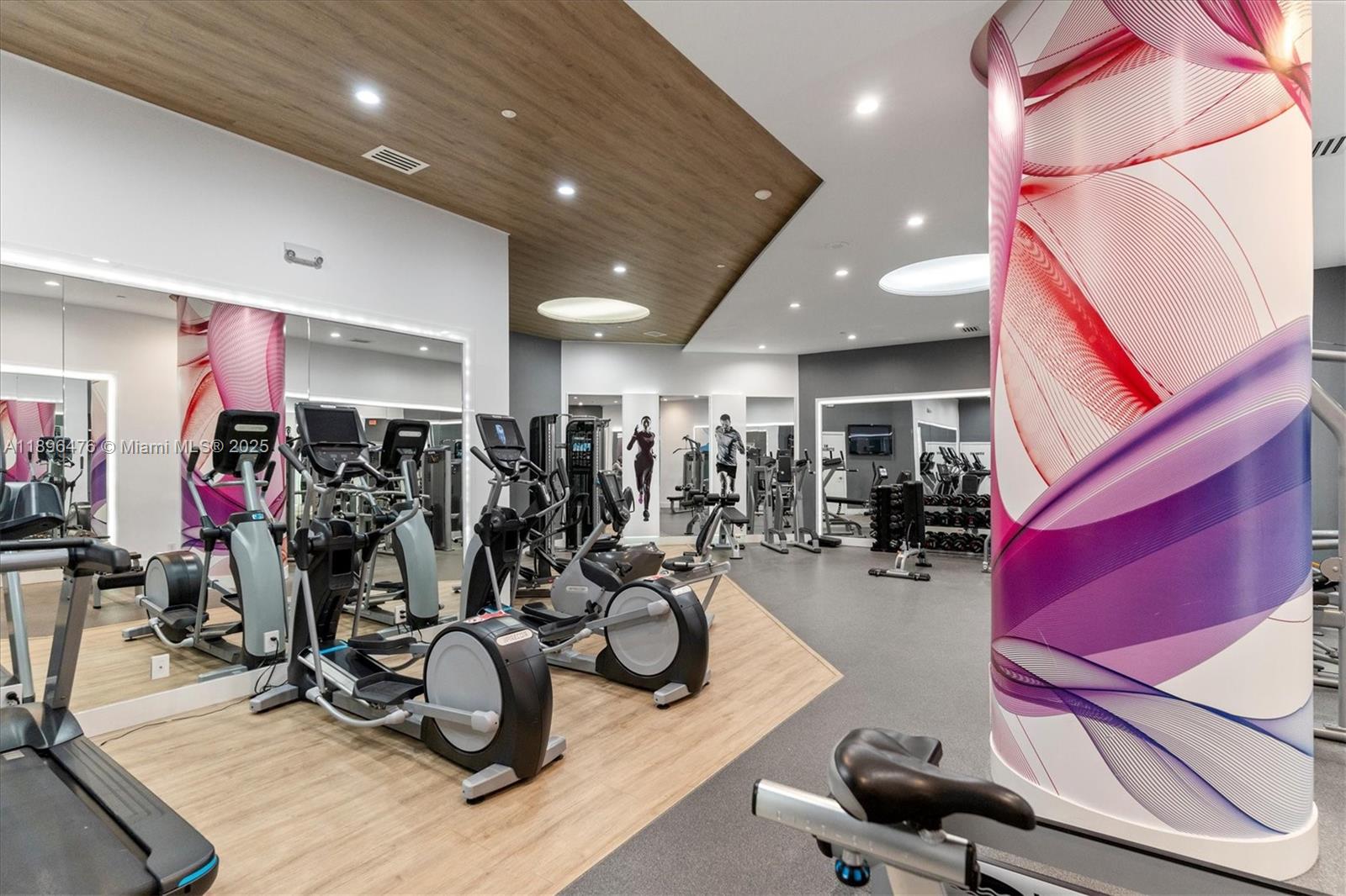 3610 Yacht Club Dr # 1116