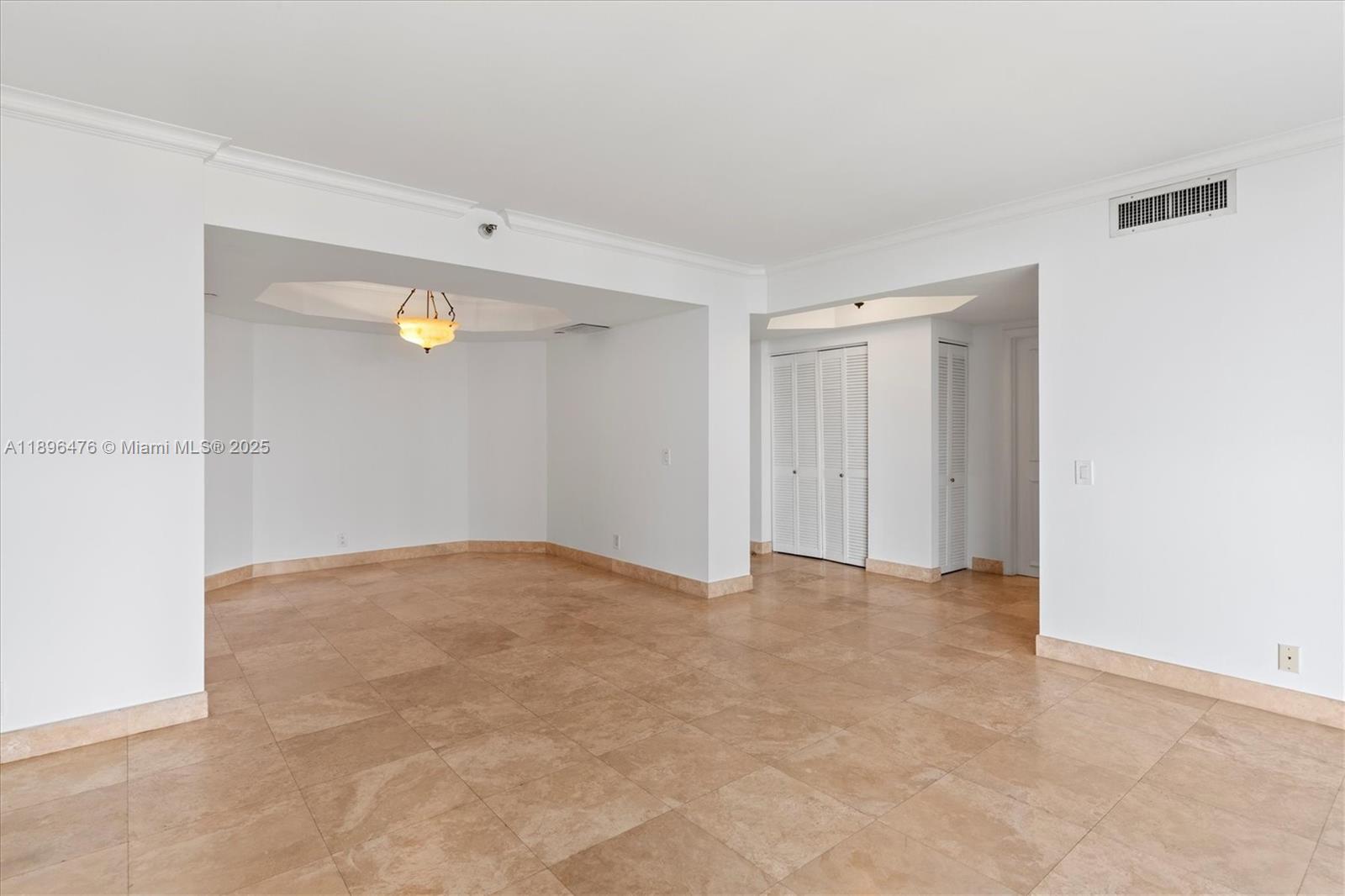 3610 Yacht Club Dr # 1116