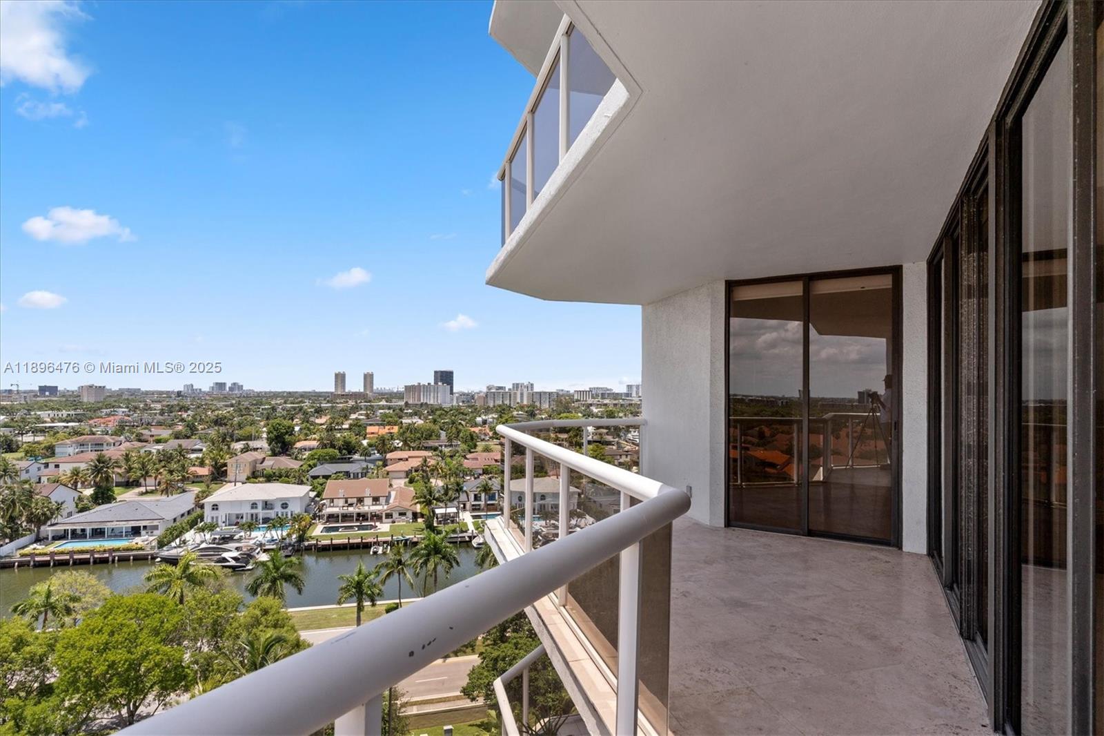 3610 Yacht Club Dr # 1116