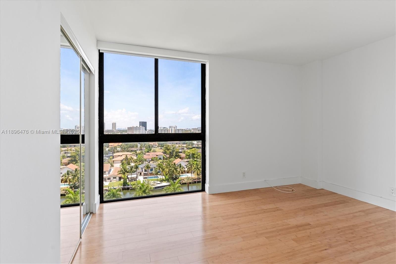 3610 Yacht Club Dr # 1116