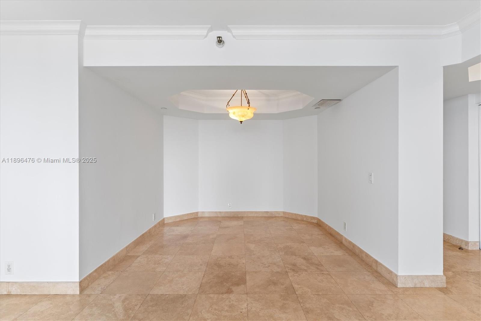 3610 Yacht Club Dr # 1116