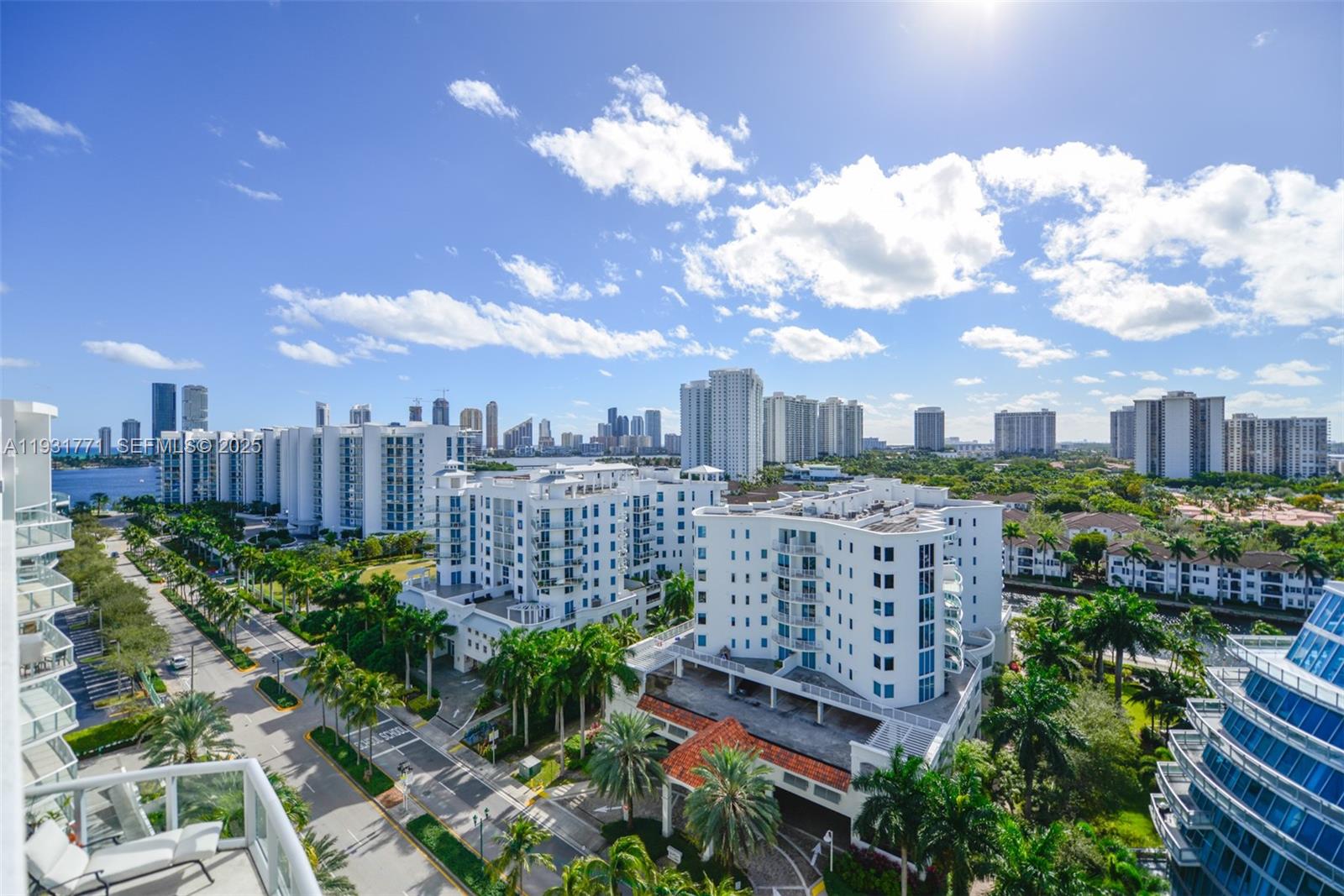 3131 NE 188th St # 1213 Unit: 1-1213