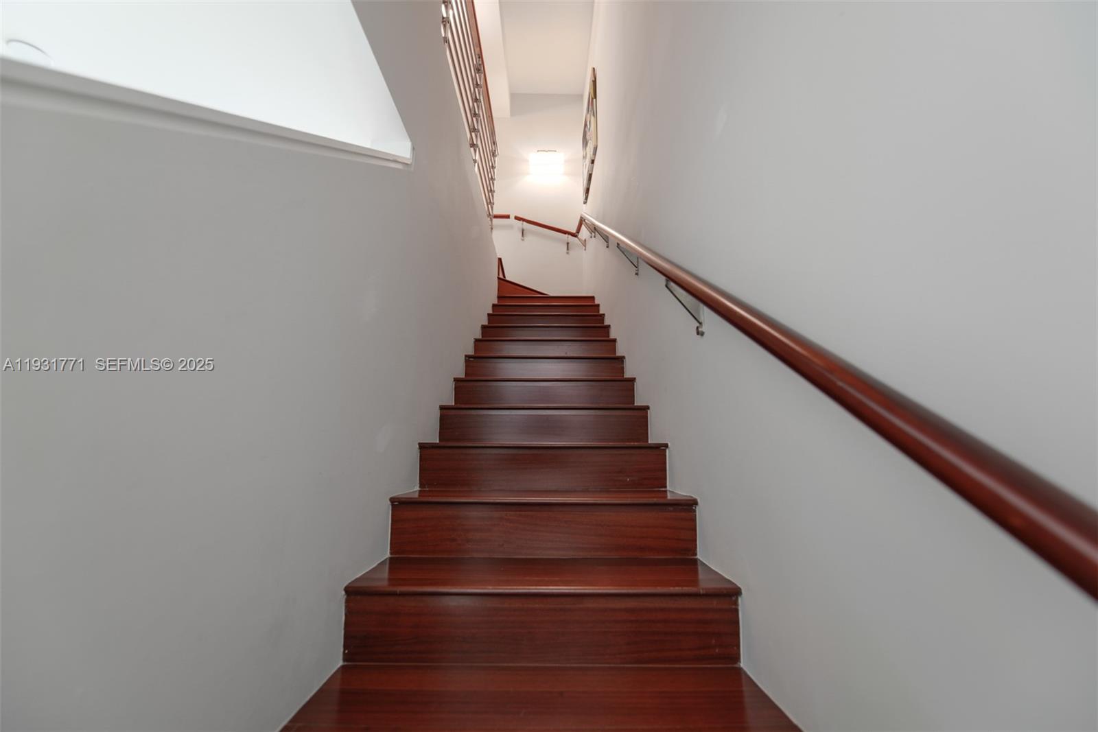 3131 NE 188th St # 1213 Unit: 1-1213