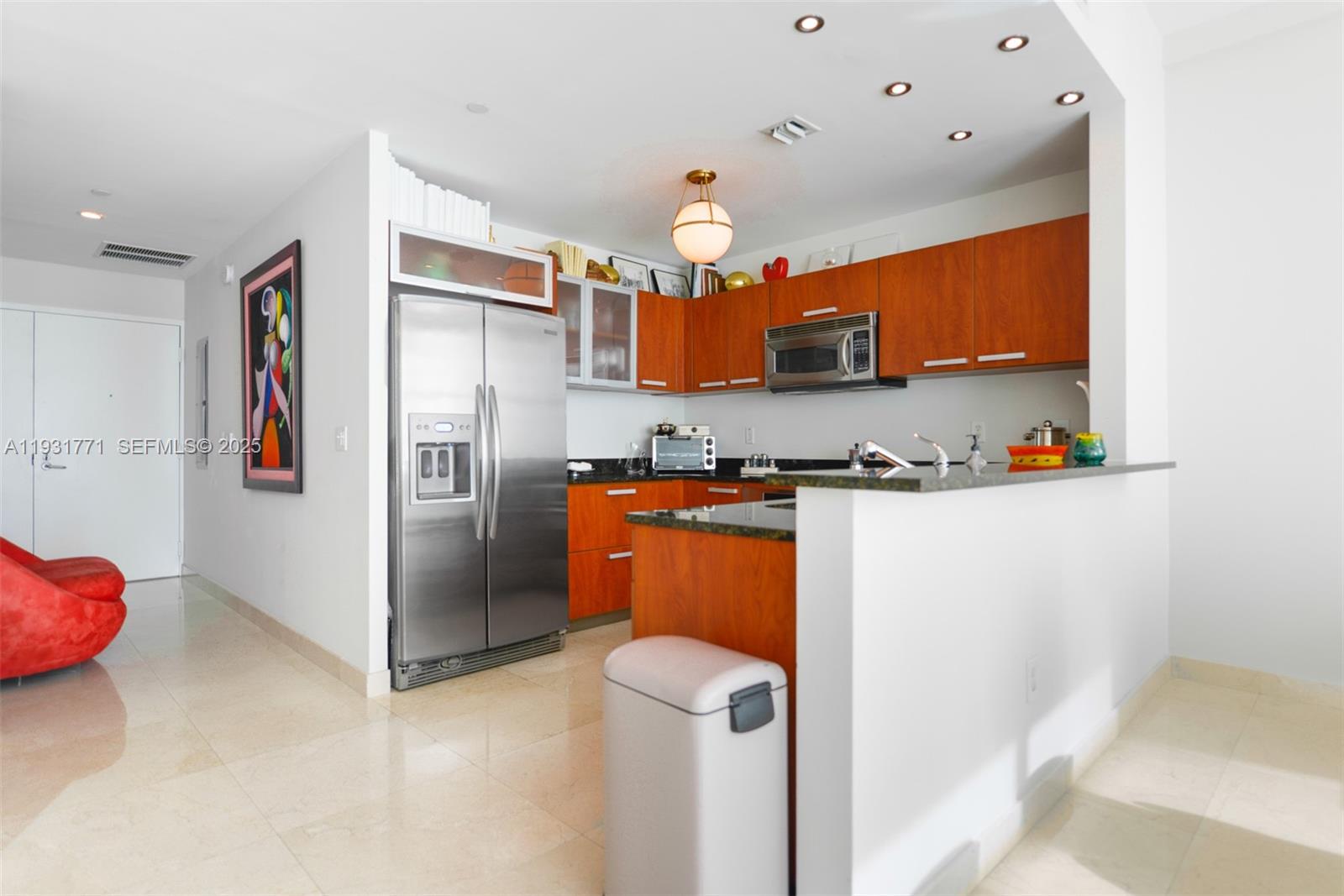 3131 NE 188th St # 1213 Unit: 1-1213