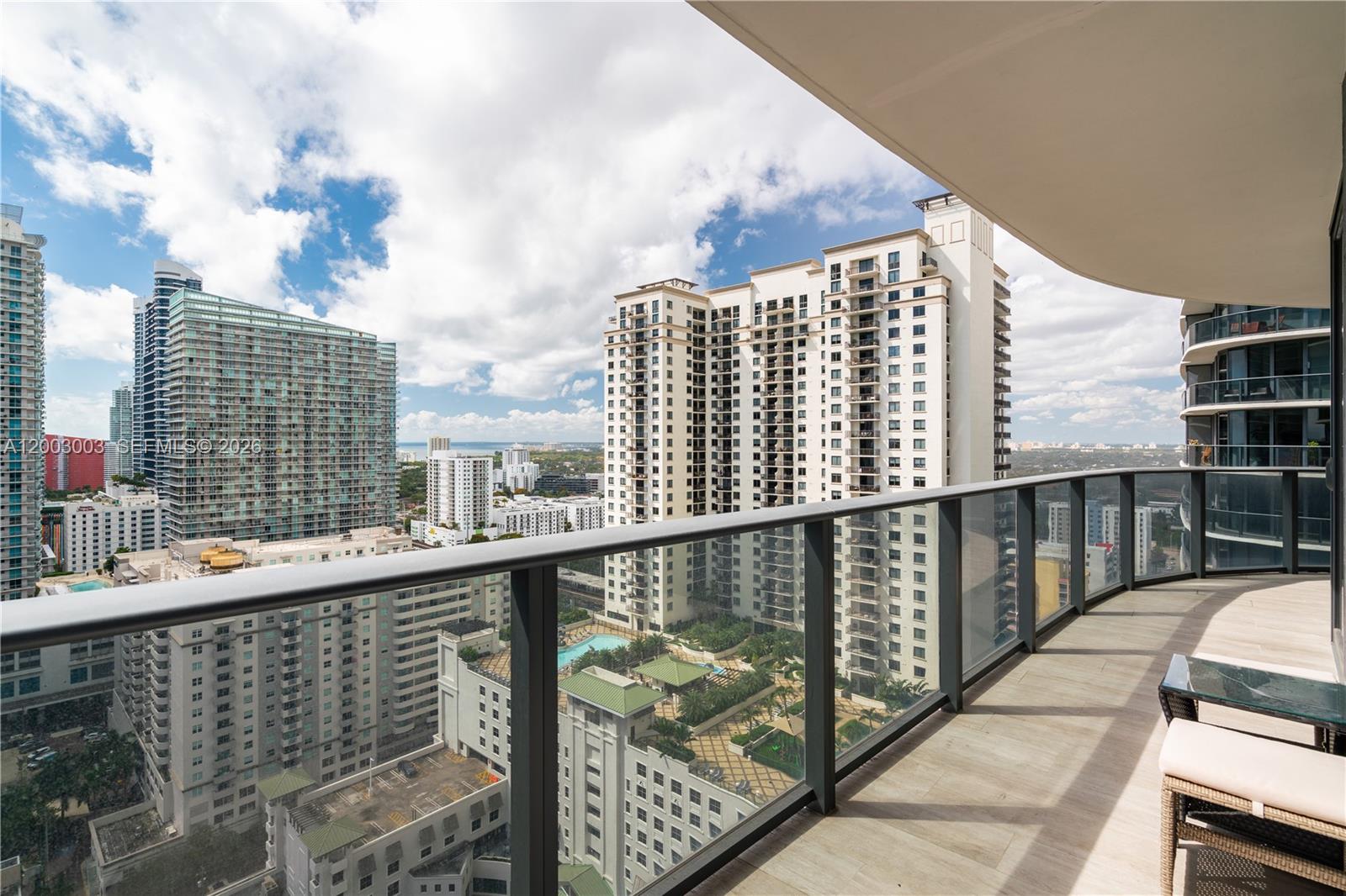 45 SW 9th St # 2306