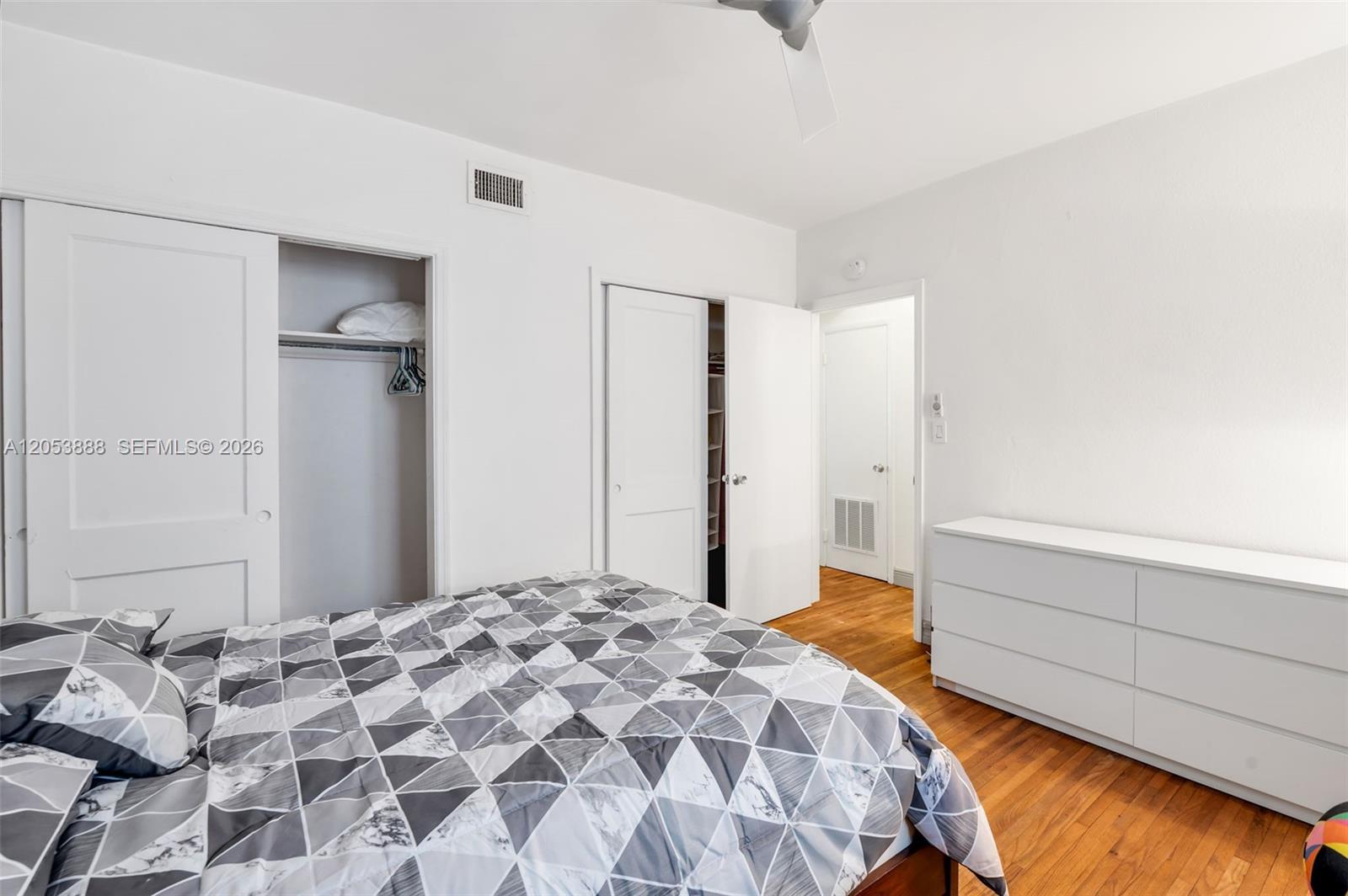1551 Michigan Ave # 12
