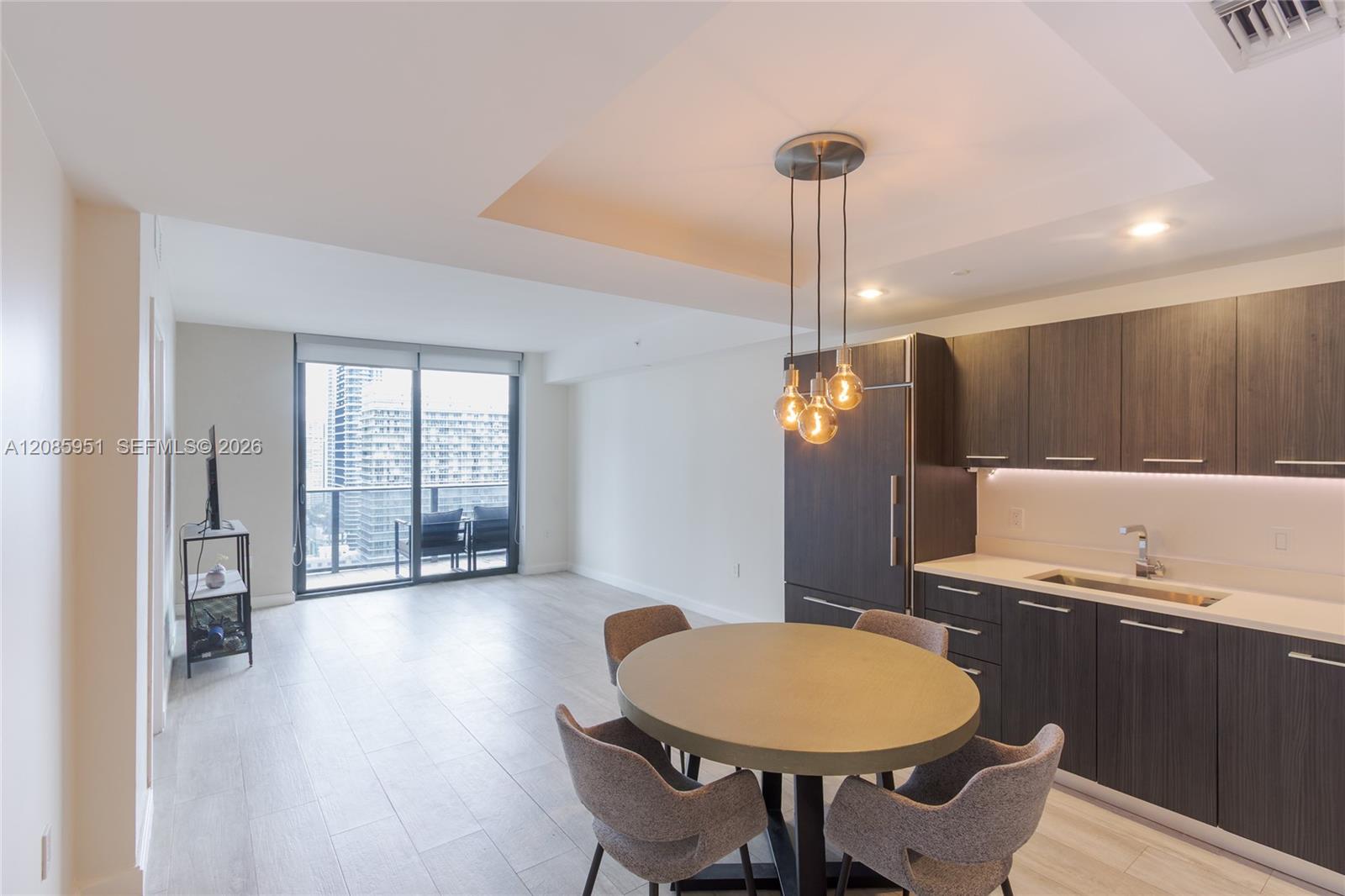 45 SW 9th St # 3105