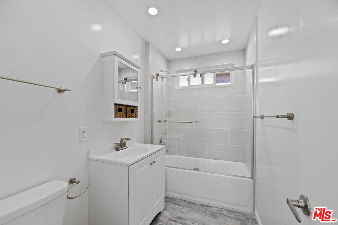 12219 Culver Blvd Unit: 2