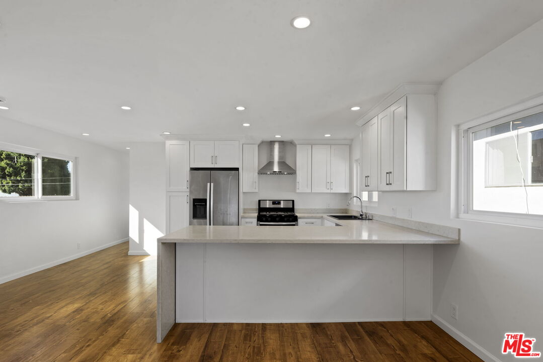12219 Culver Blvd Unit: 2