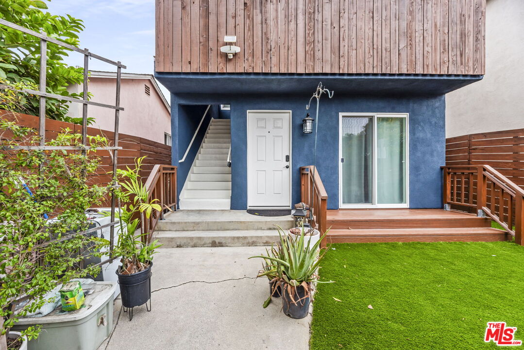 12219 Culver Blvd Unit: 2