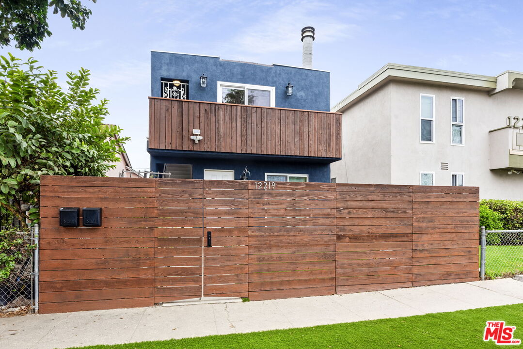 12219 Culver Blvd Unit: 2