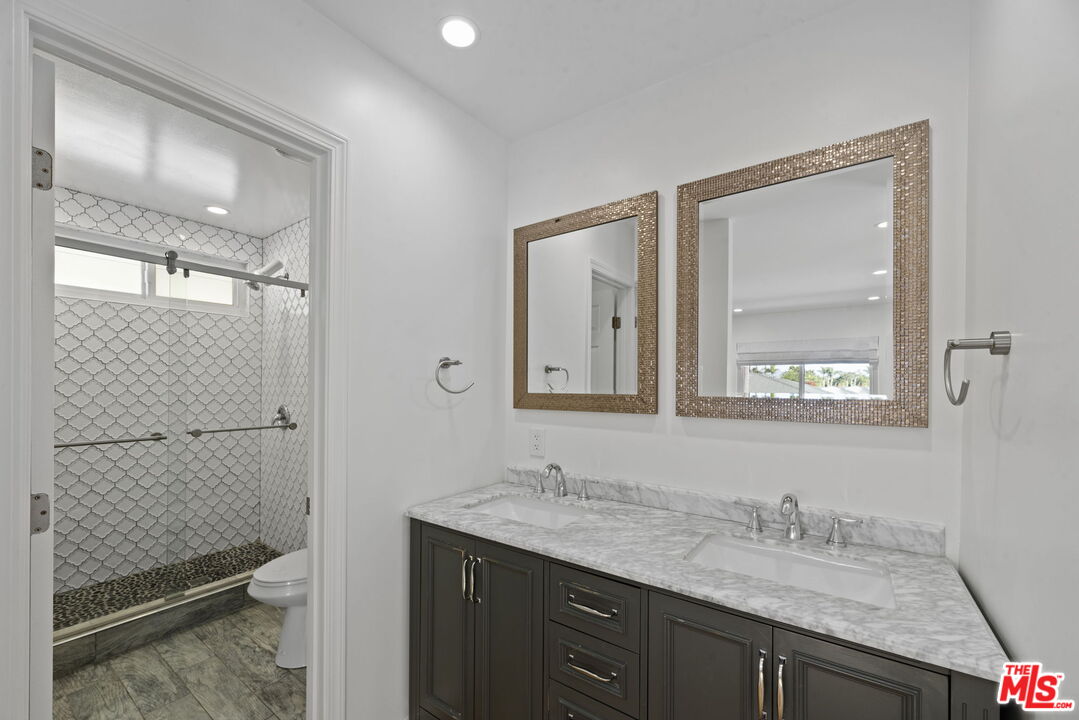 12219 Culver Blvd Unit: 2