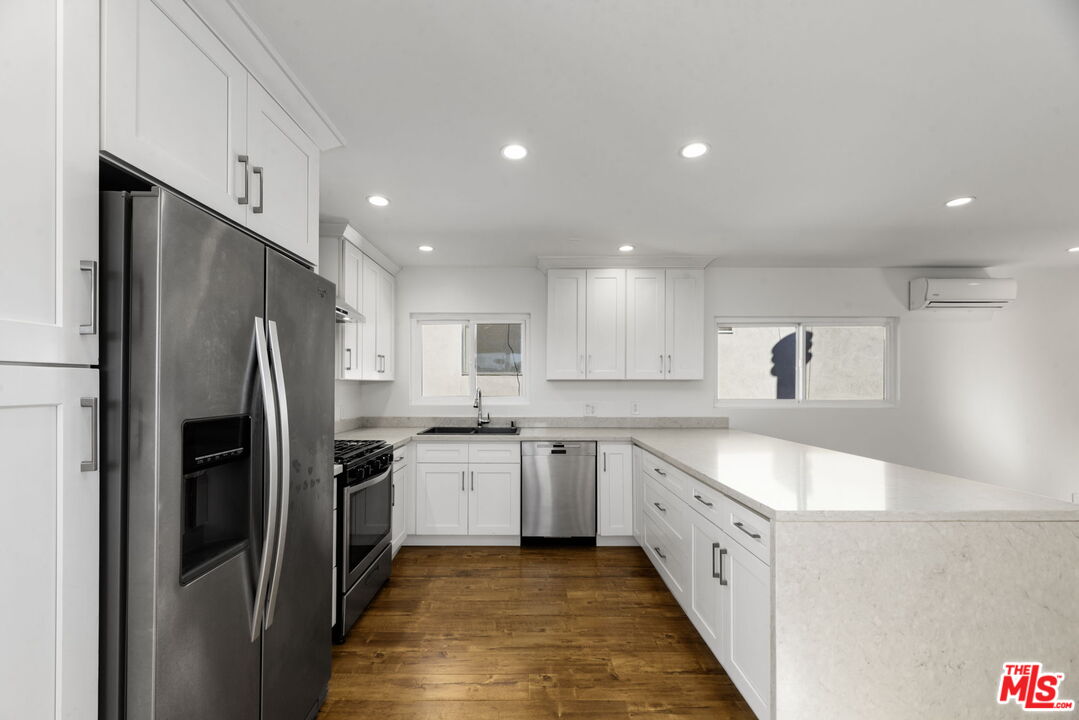 12219 Culver Blvd Unit: 2