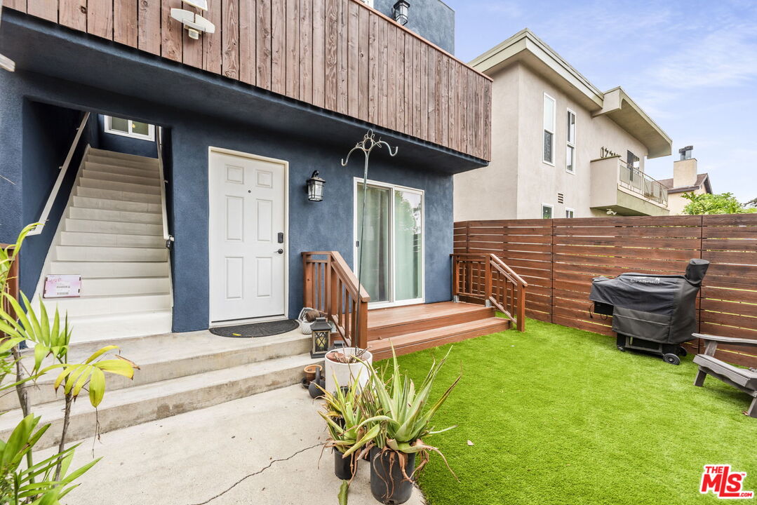 12219 Culver Blvd Unit: 2