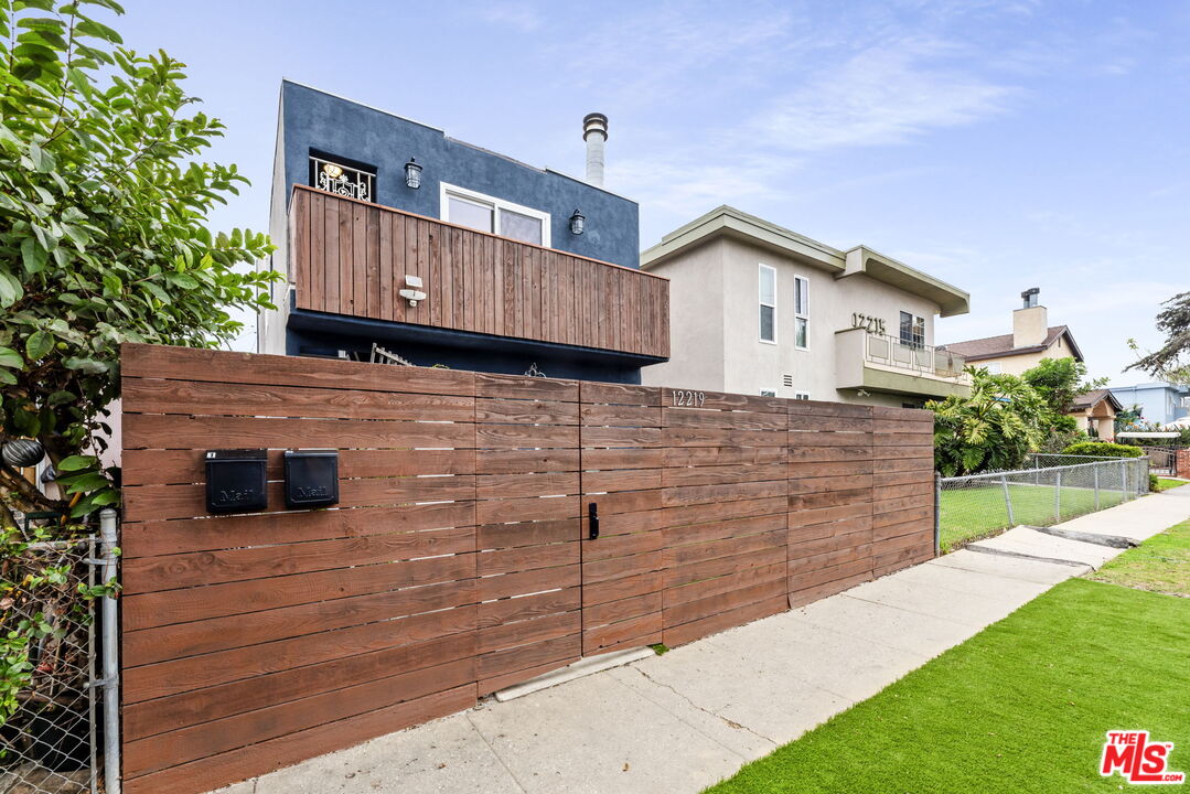 12219 Culver Blvd Unit: 2