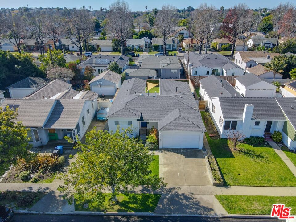 2739 Ceilhunt Ave