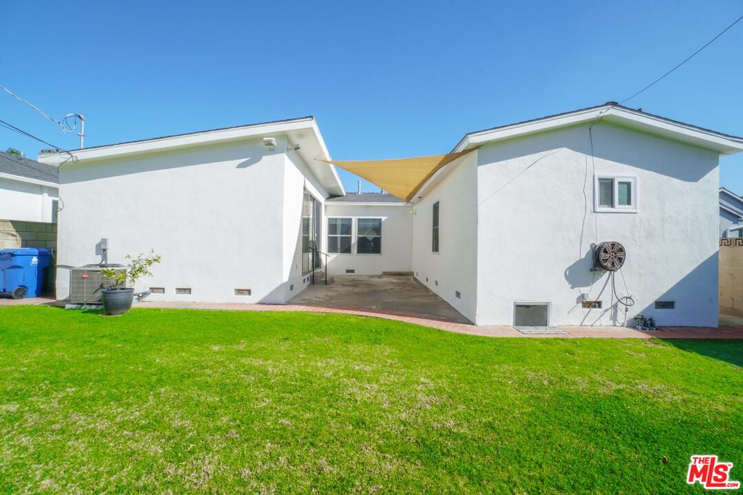 2739 Ceilhunt Ave