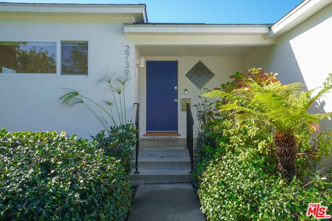 2739 Ceilhunt Ave