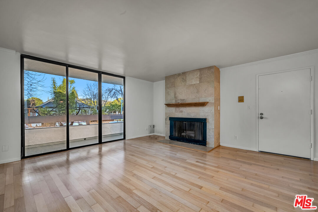 1252 11th St Unit: 101