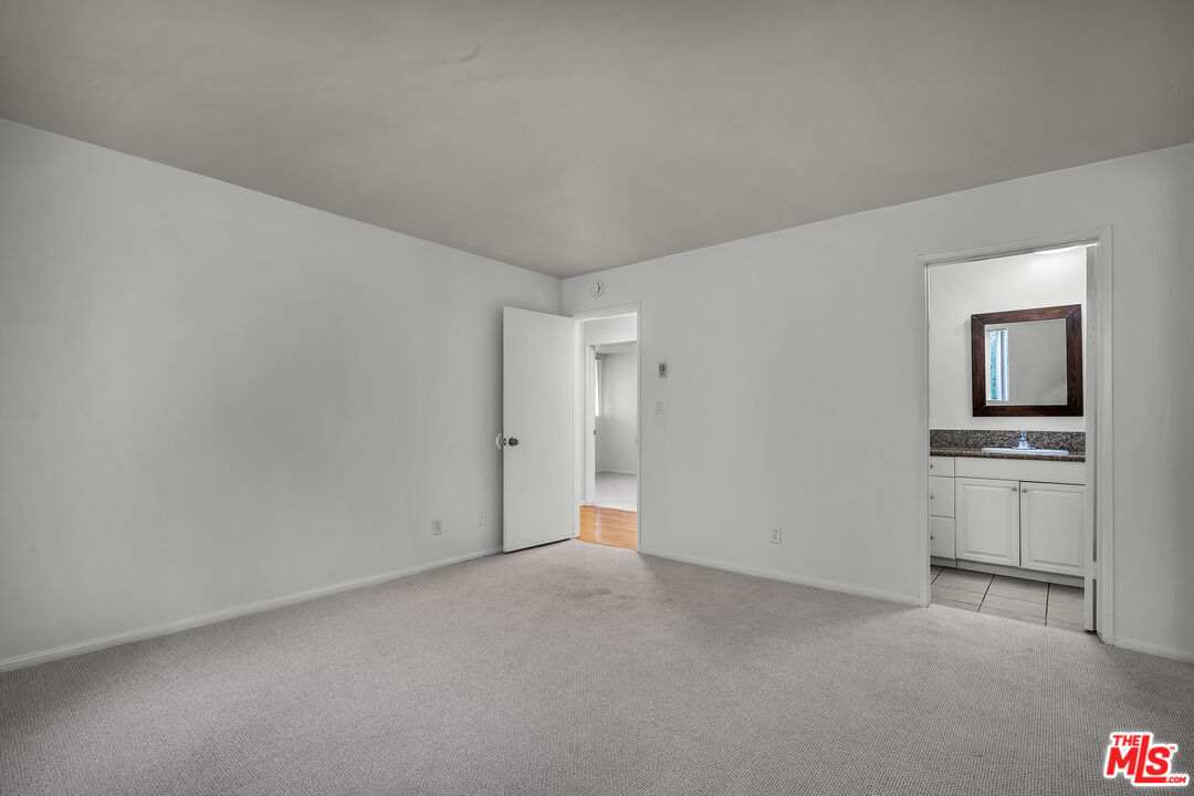 1252 11th St Unit: 101