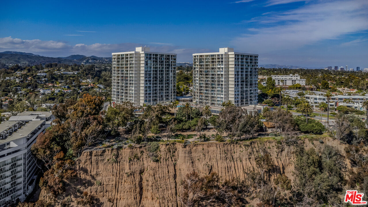 201 Ocean Ave Unit: 504B