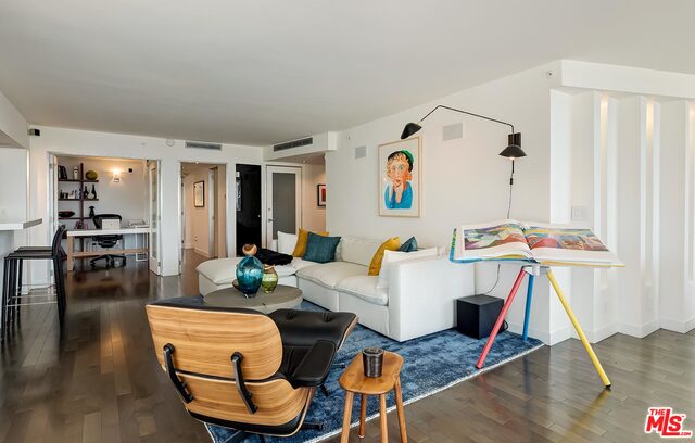 201 Ocean Ave Unit: 504B