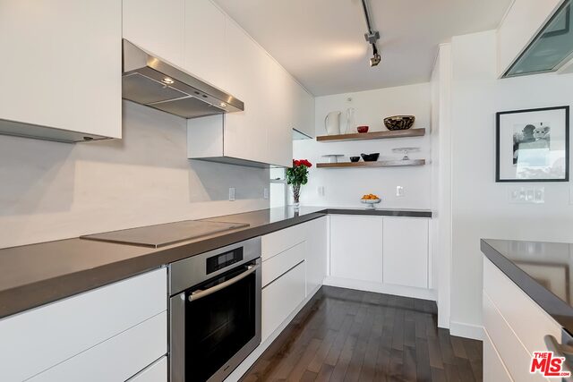 201 Ocean Ave Unit: 504B