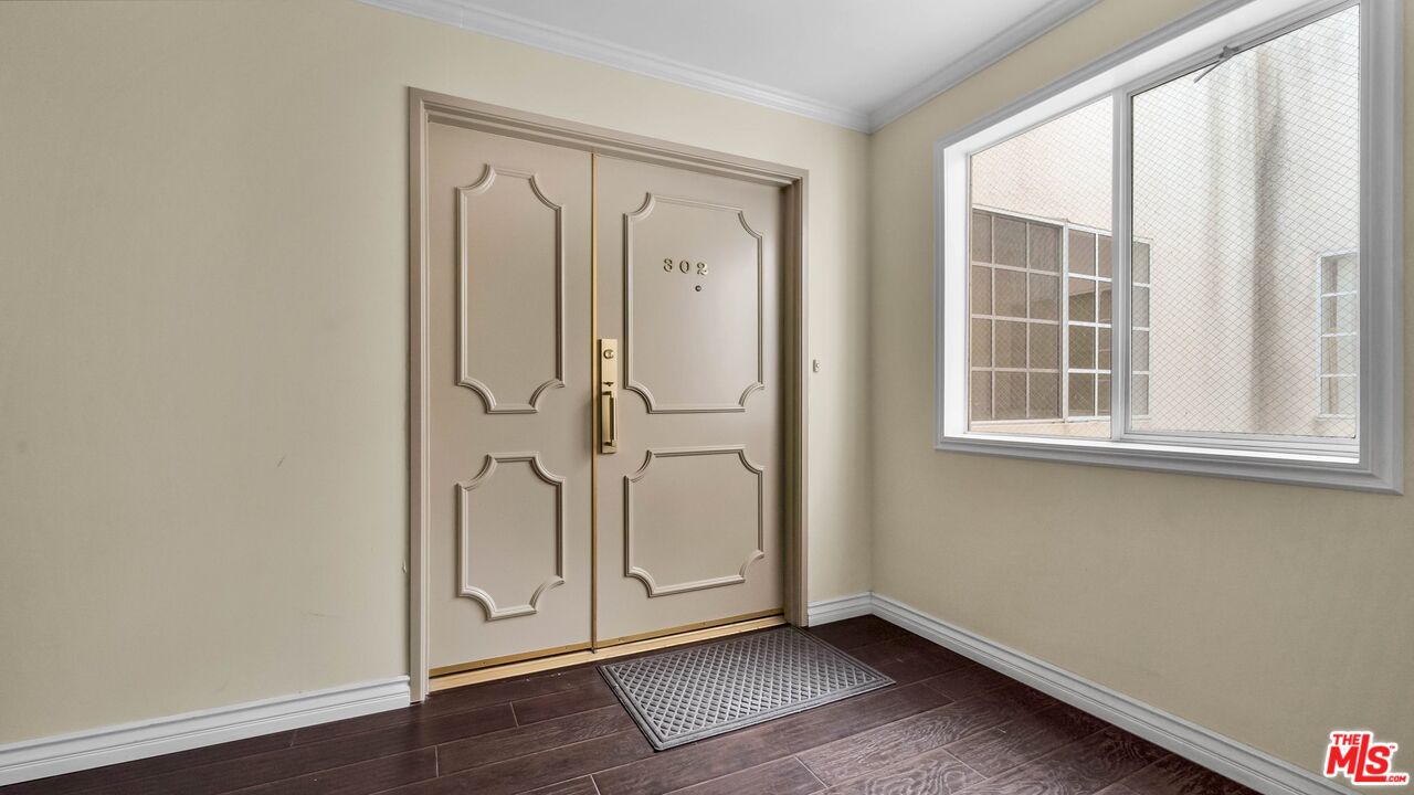10475 Ashton Ave Unit: 302