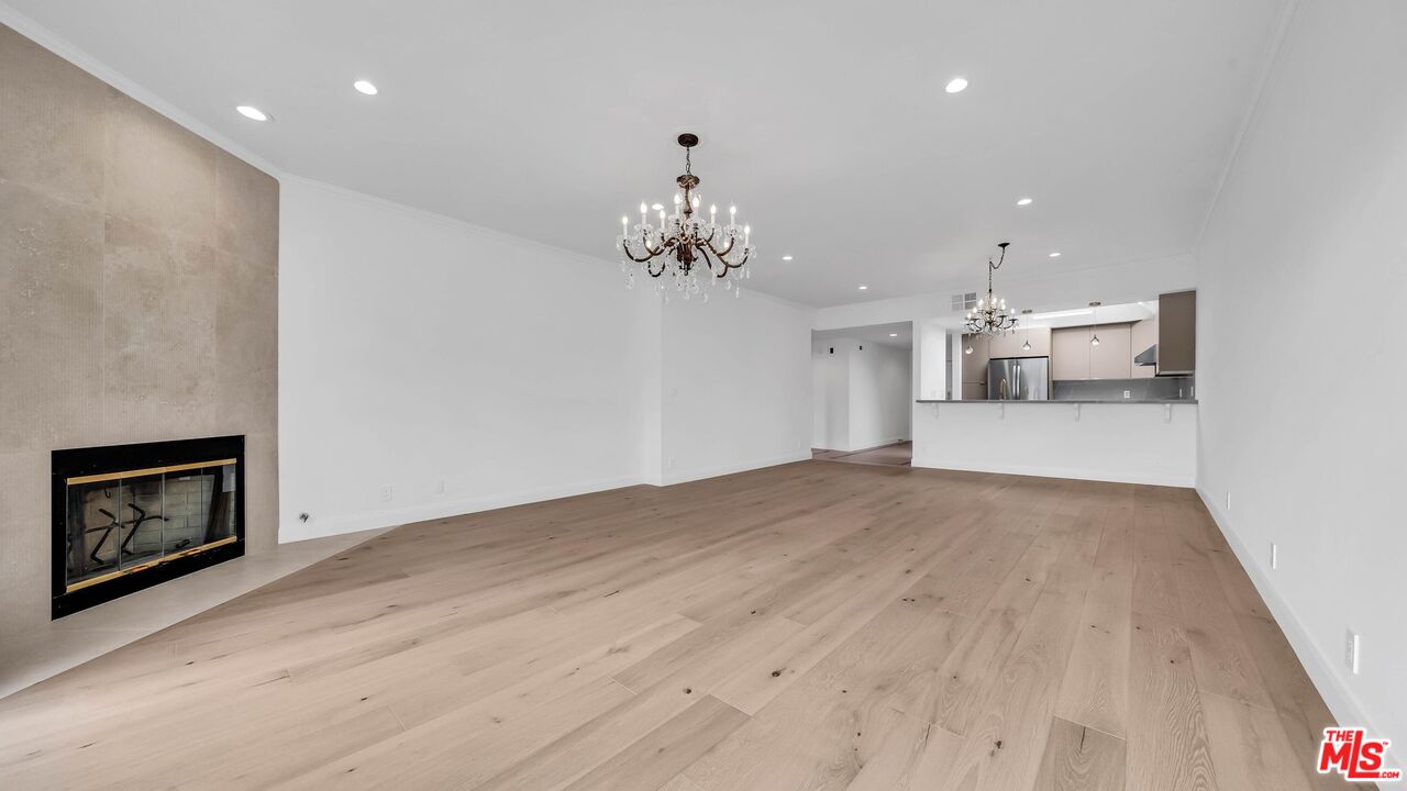 10475 Ashton Ave Unit: 302
