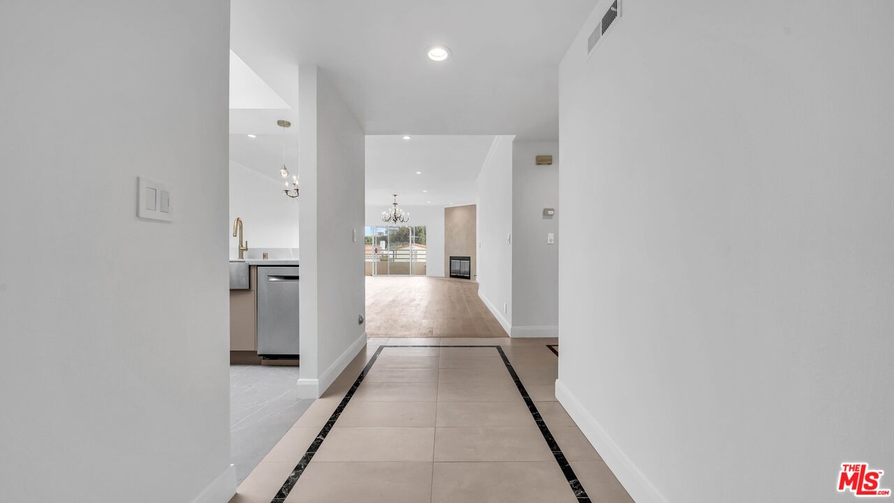 10475 Ashton Ave Unit: 302