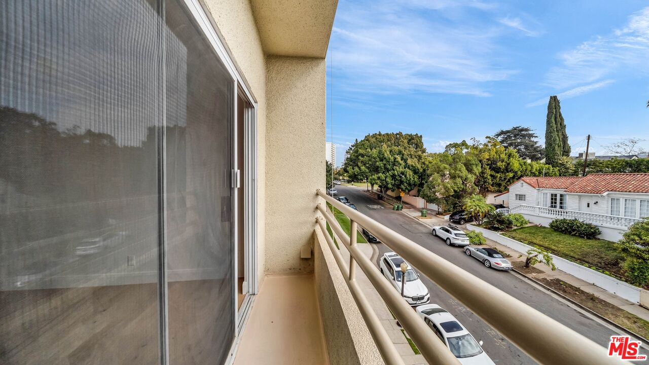 10475 Ashton Ave Unit: 302