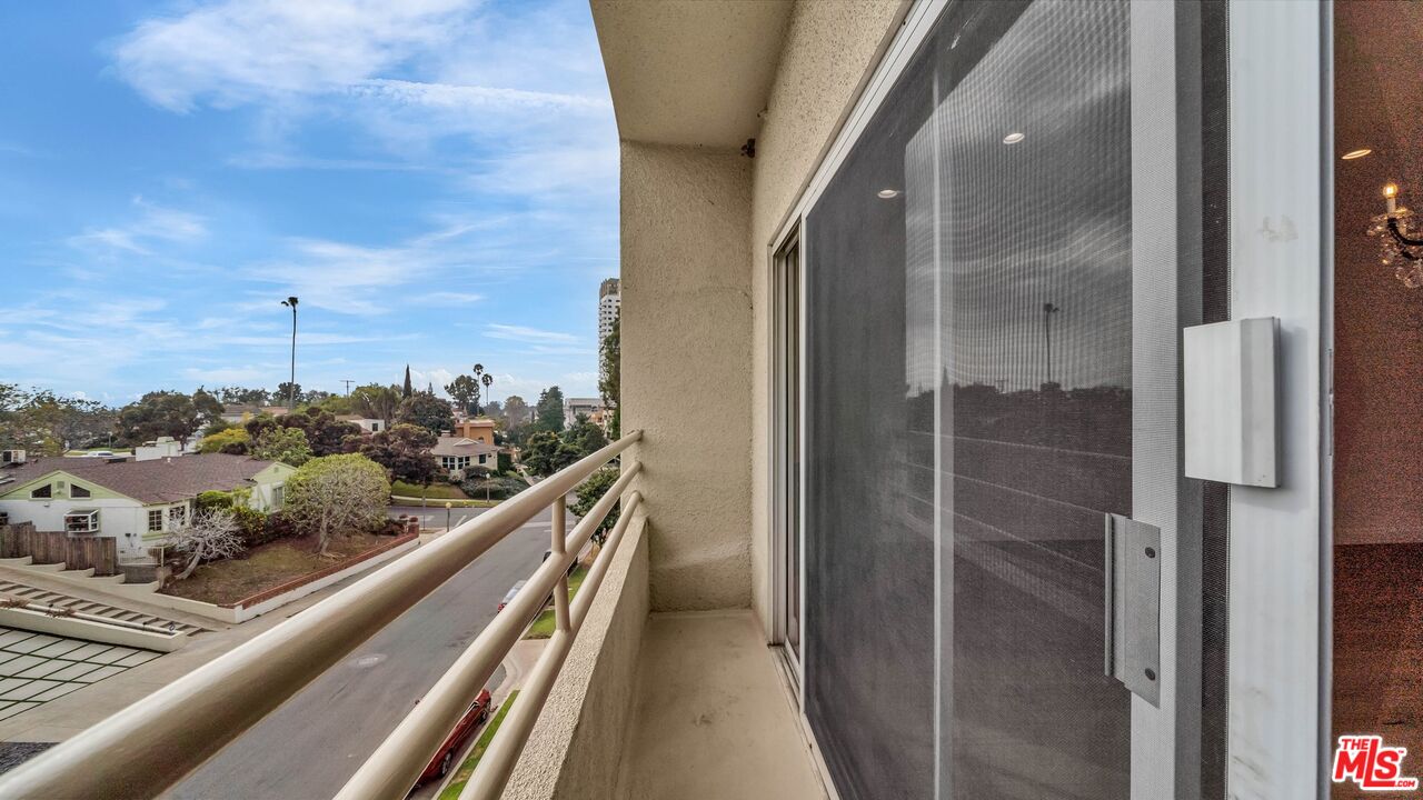 10475 Ashton Ave Unit: 302