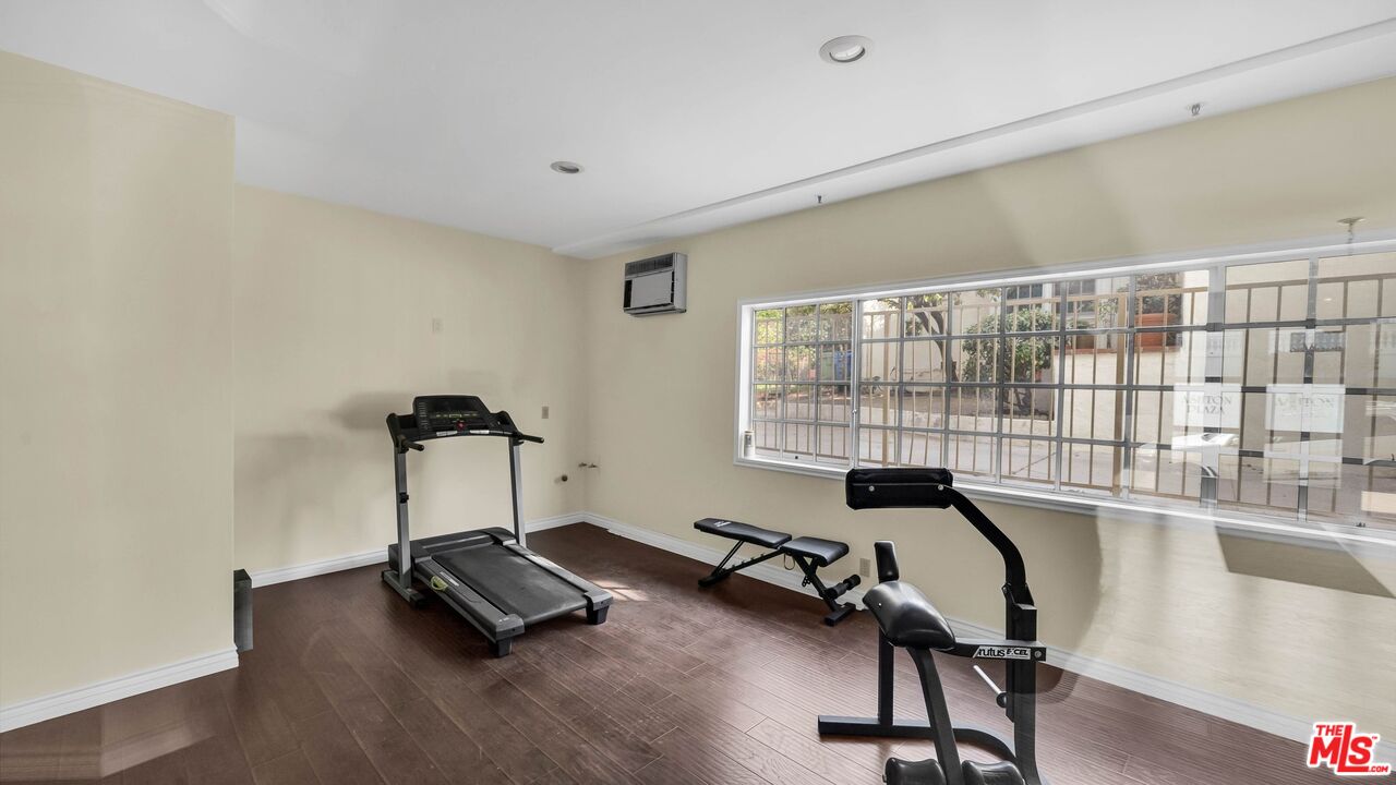 10475 Ashton Ave Unit: 302
