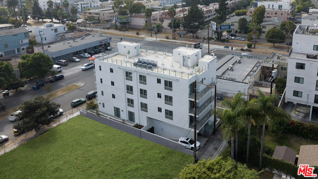 4418 S Slauson Ave Unit: 401