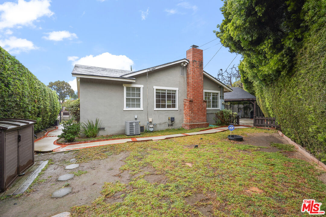11111 Brookhaven Ave