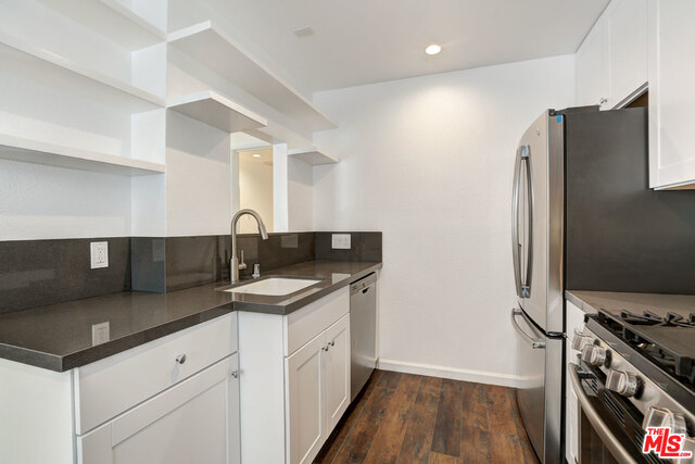 11823 AVON WAY Unit: 104