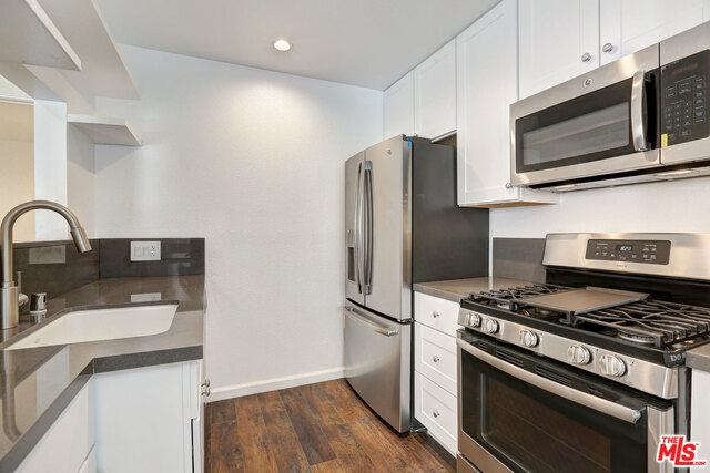 11823 AVON WAY Unit: 104