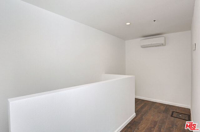 11823 AVON WAY Unit: 104