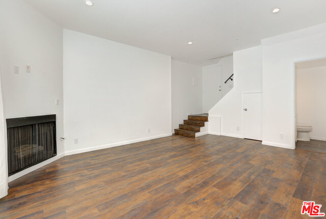 11823 AVON WAY Unit: 104