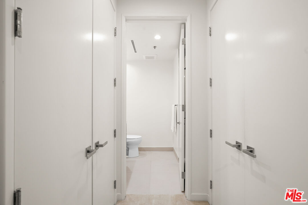 2122 Century Park Ln Unit: 410