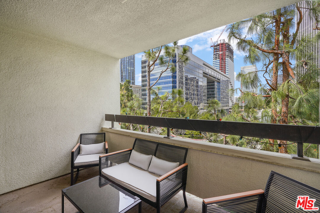 2122 Century Park Ln Unit: 410