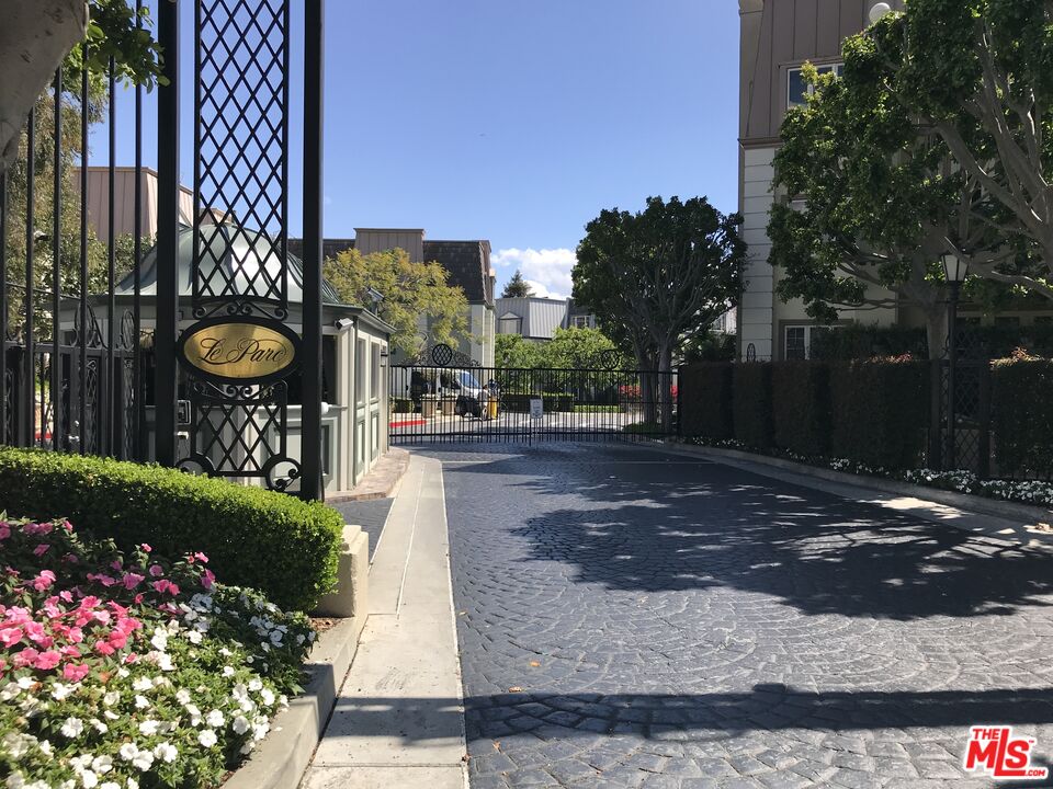 10120 Empyrean Way Unit: 102