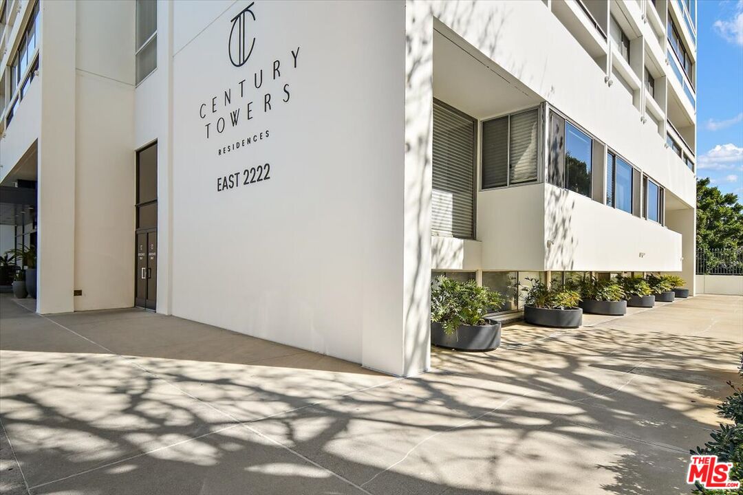 2222 Avenue Of The Stars Unit: 1203