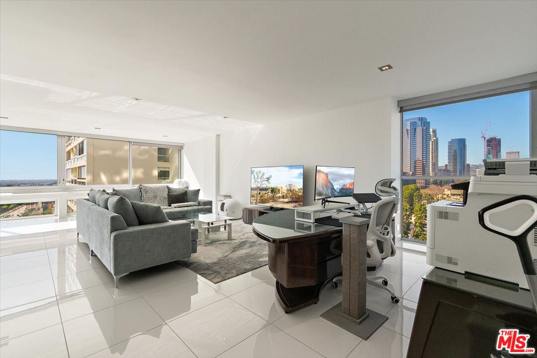 2222 Avenue Of The Stars Unit: 1203