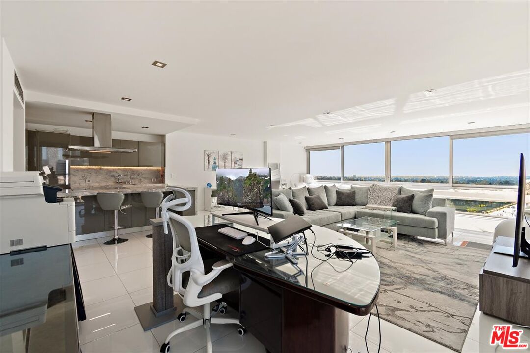 2222 Avenue Of The Stars Unit: 1203